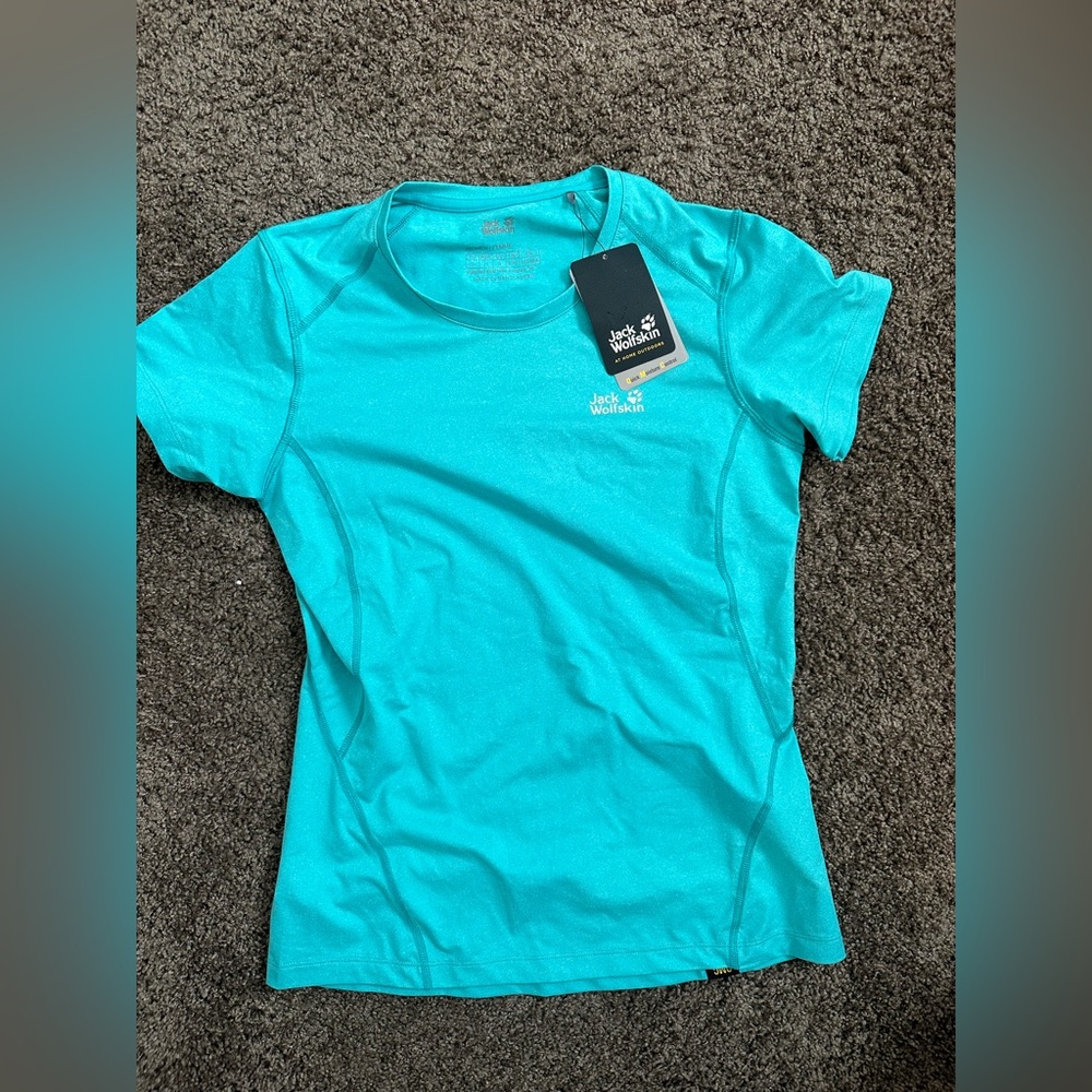 Jack Wolfskin - size small